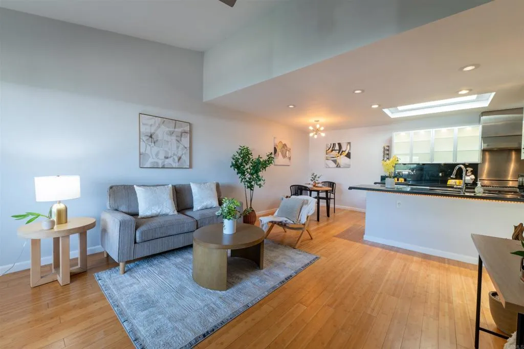 1615 Hotel Circle South Unit D306