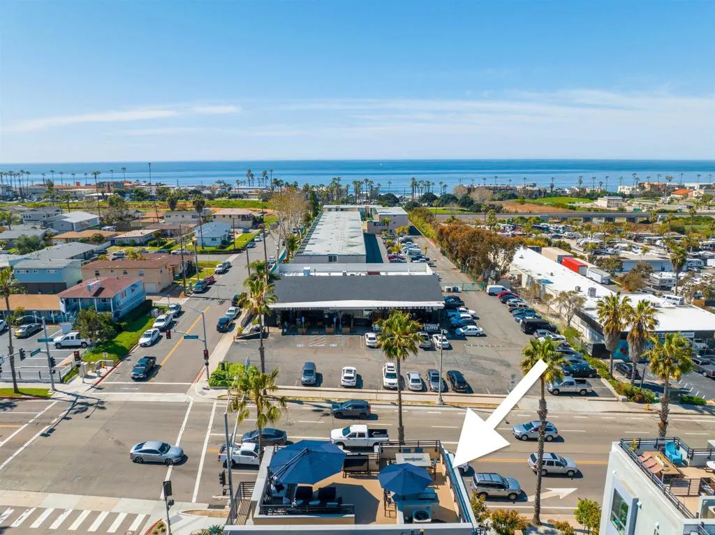 1573 Vista Del Mar Way Unit 4