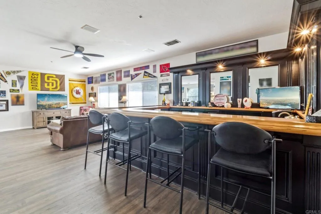 29950 Robbie Ln