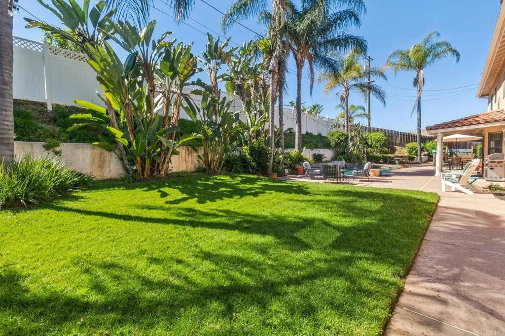 29950 Robbie Ln