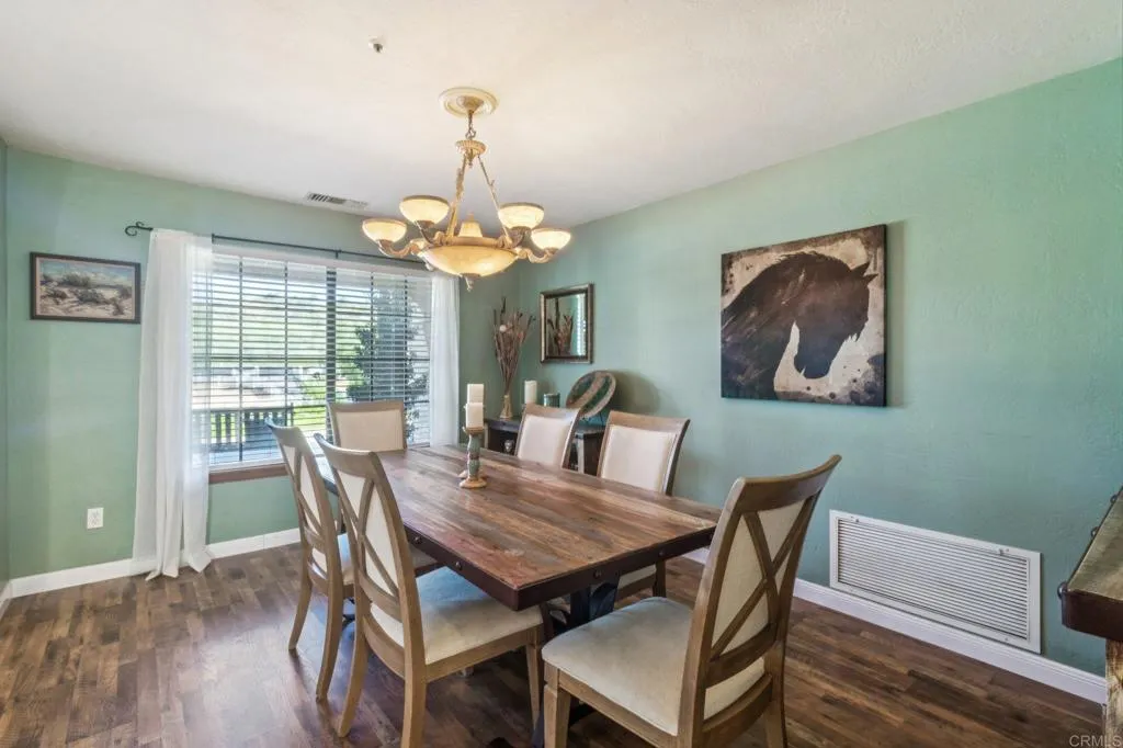 29950 Robbie Ln