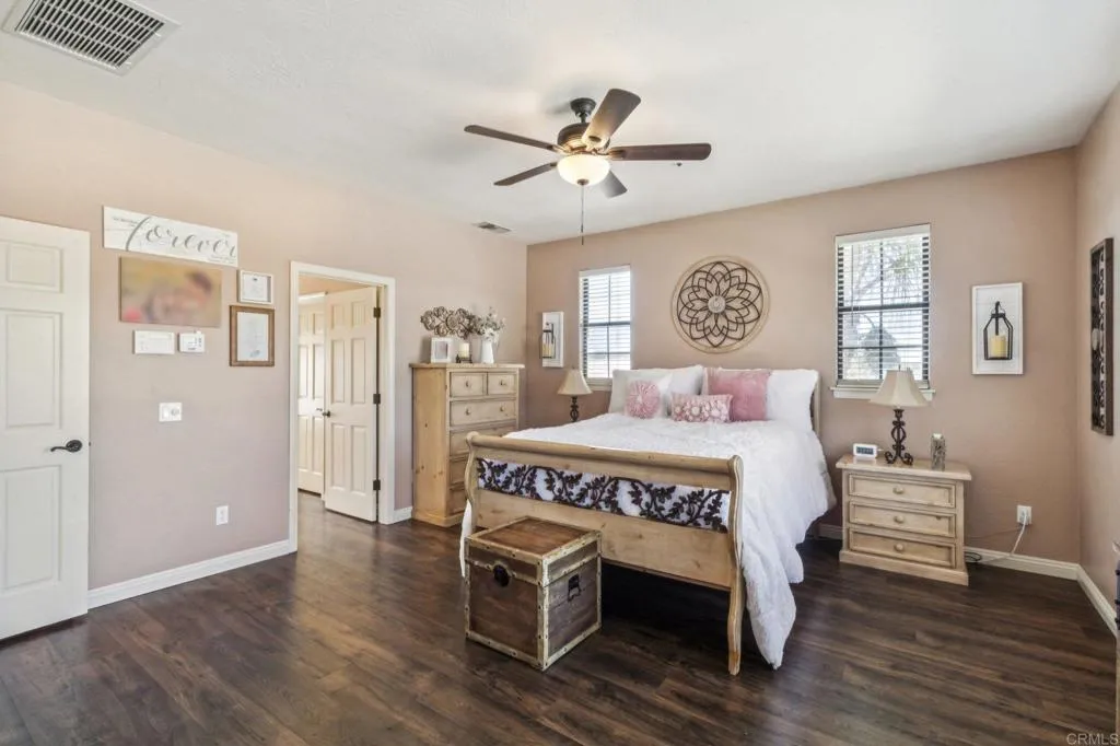 29950 Robbie Ln