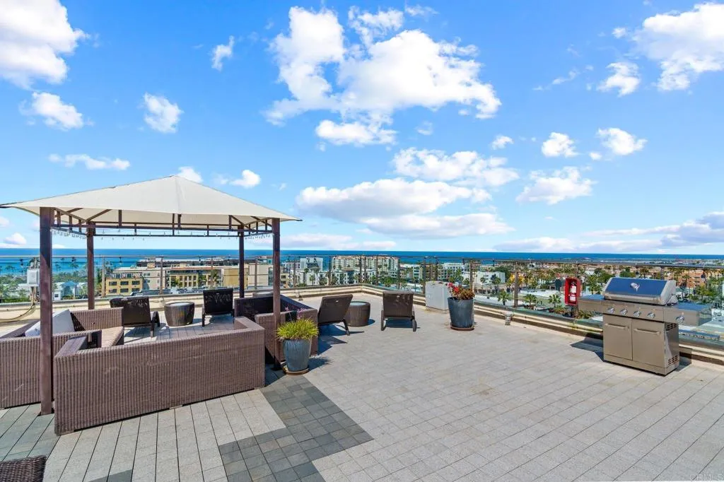 550 Seagaze Drive Unit 29