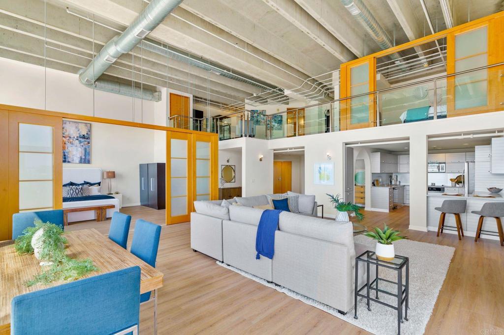 550 Seagaze Drive 29