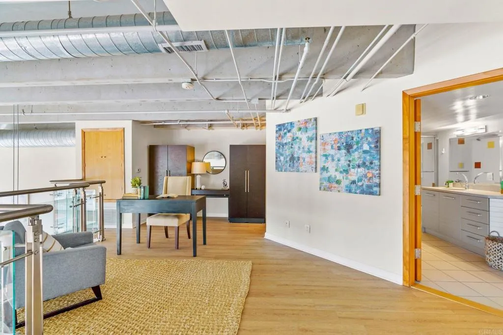 550 Seagaze Drive Unit 29