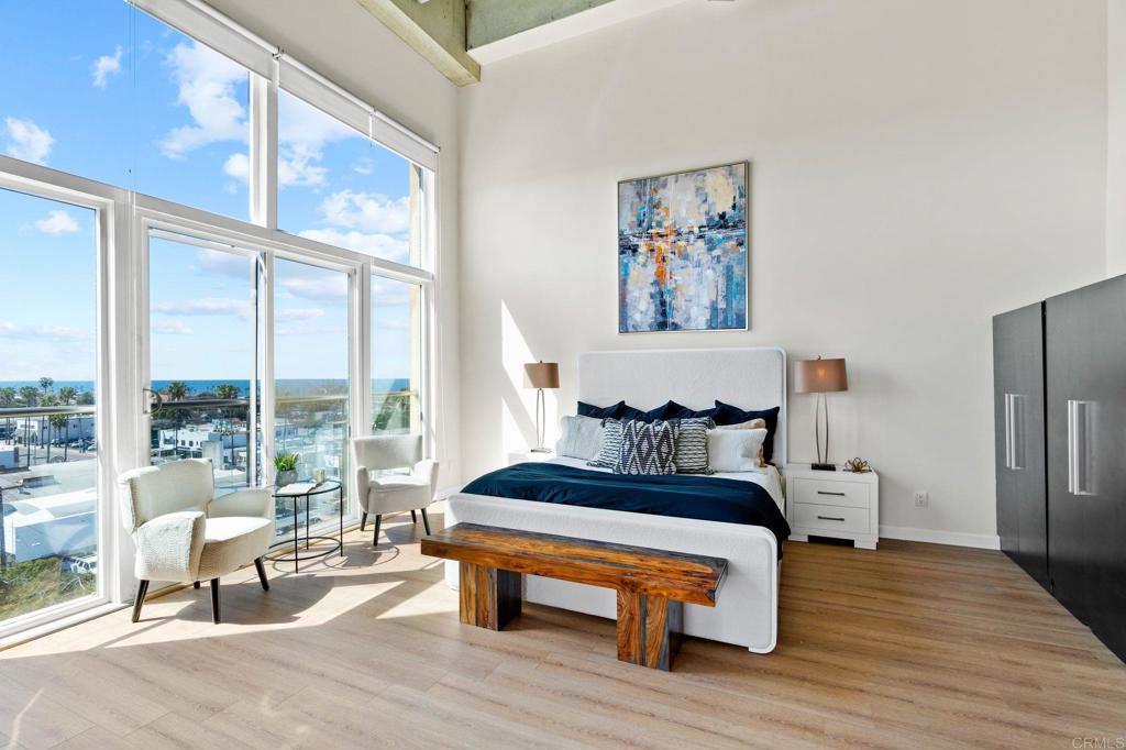 550 Seagaze Drive 29