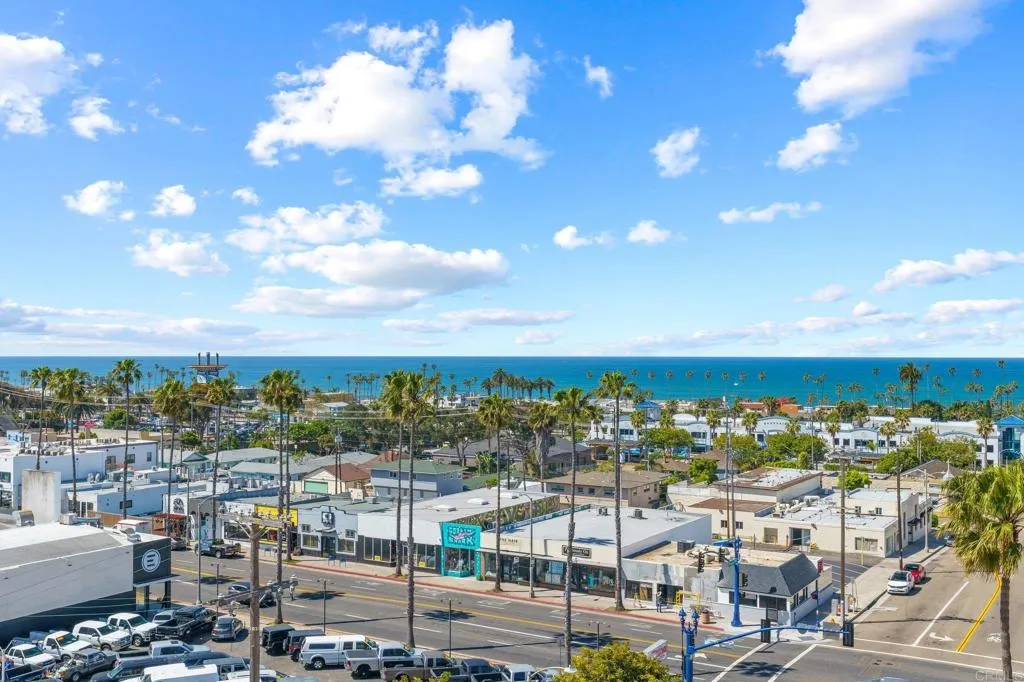 550 Seagaze Drive Unit 29