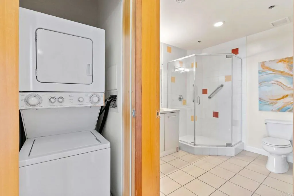 550 Seagaze Drive Unit 19