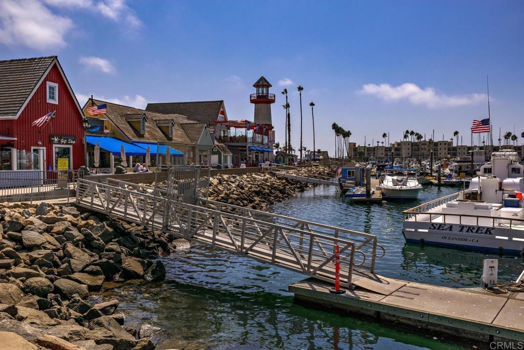 550 Seagaze Drive 19