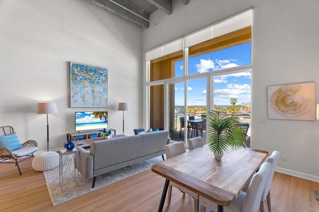 550 Seagaze Drive 26