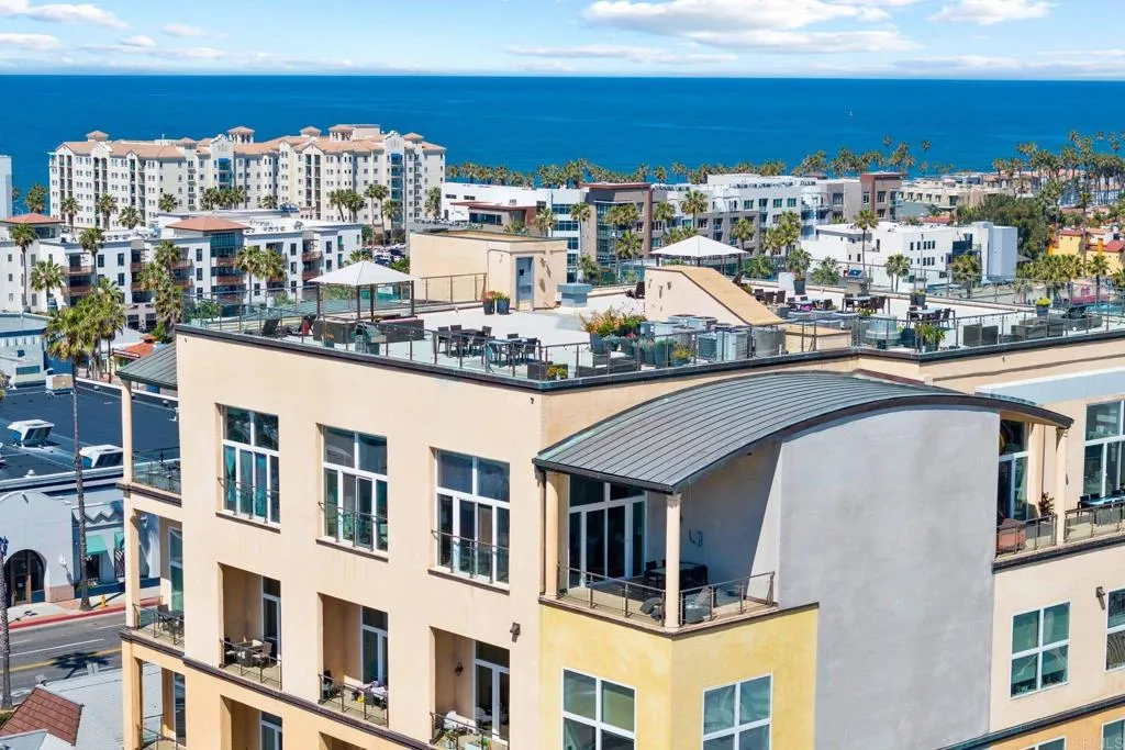 550 Seagaze Drive Unit 26