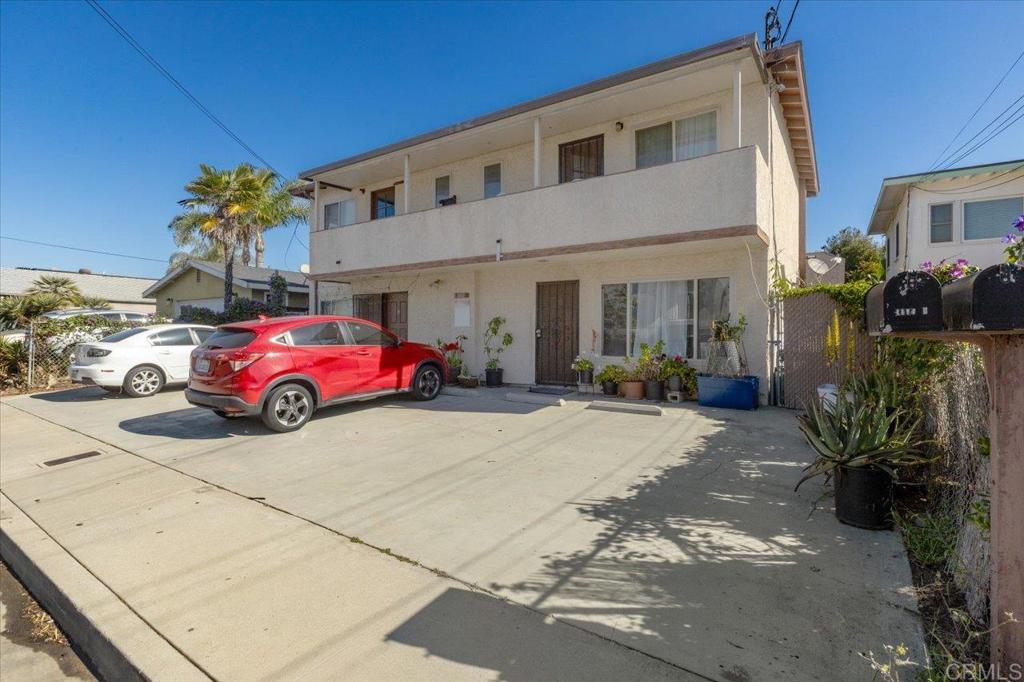 3379 Roosevelt St. Street