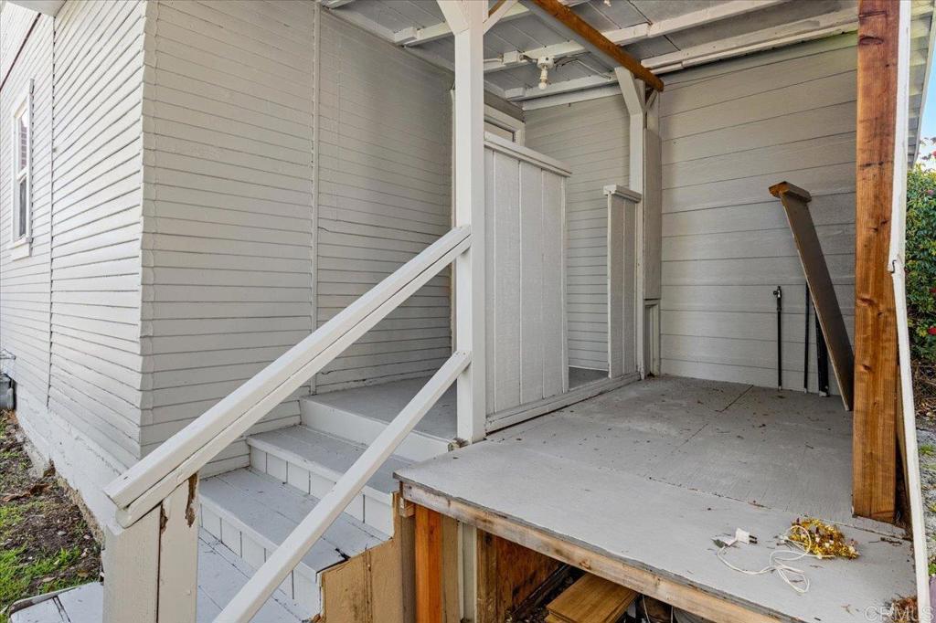 3379 Roosevelt St. Street