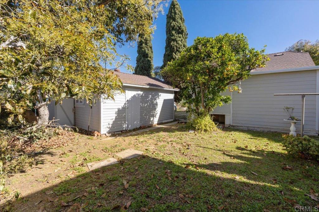 3379 Roosevelt St. Street