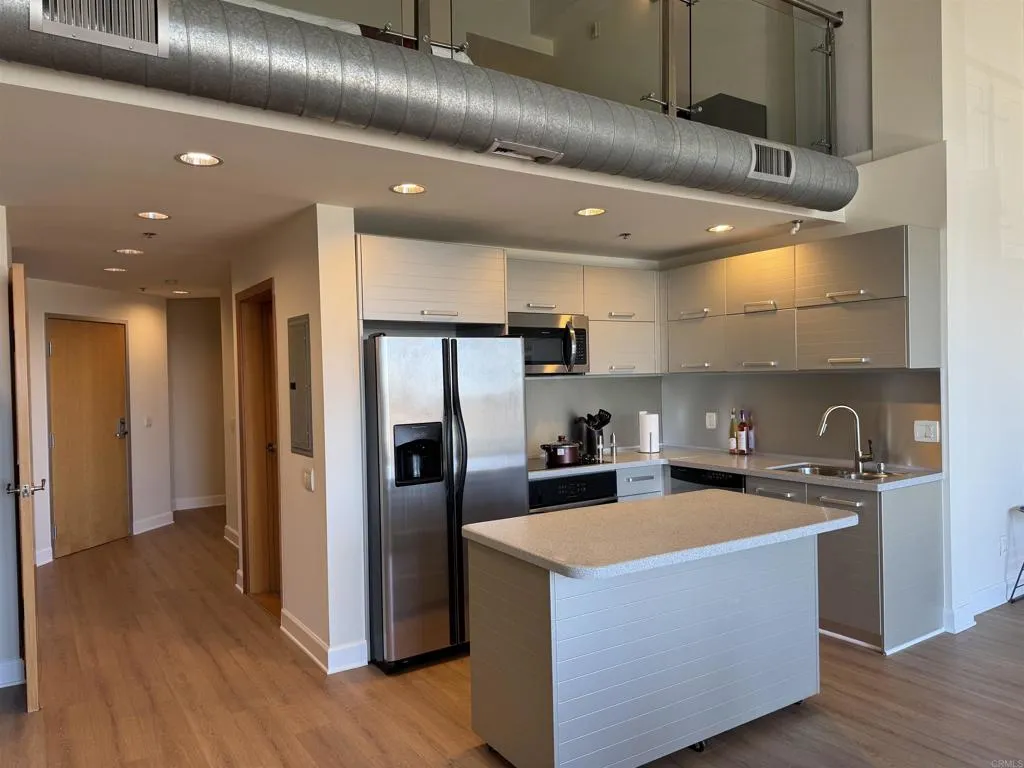 550 Seagaze Drive Unit 23