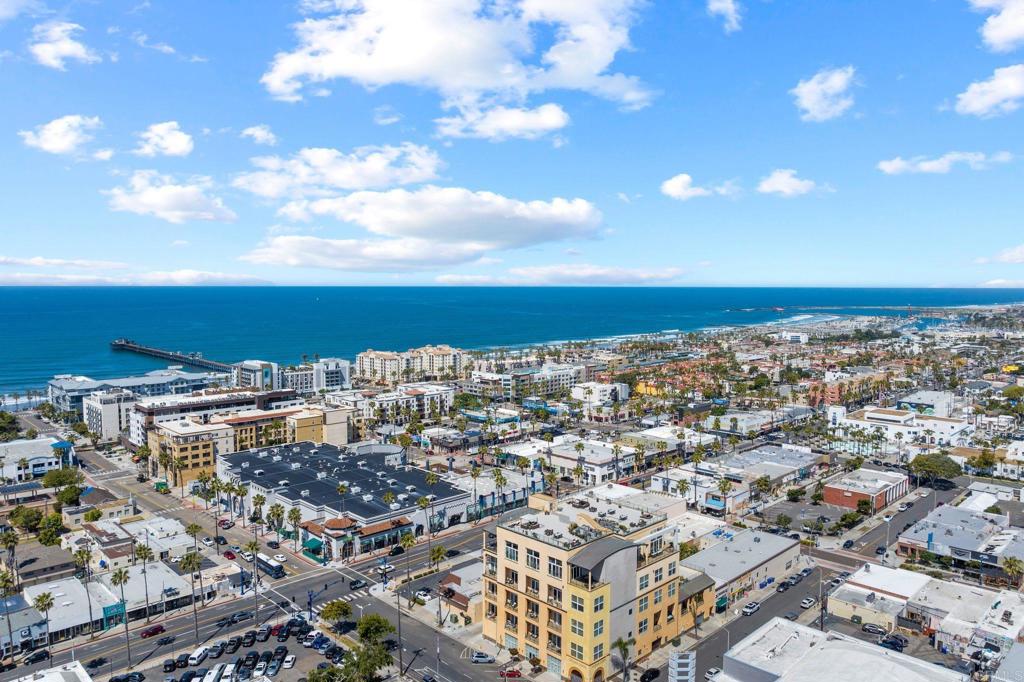 550 Seagaze Drive 23