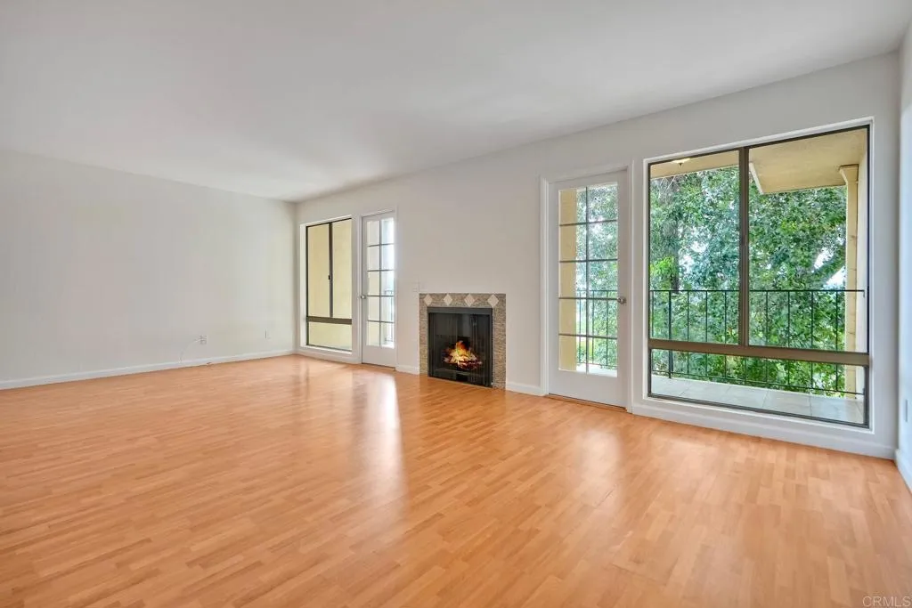 2251 Altisma Way Unit 202