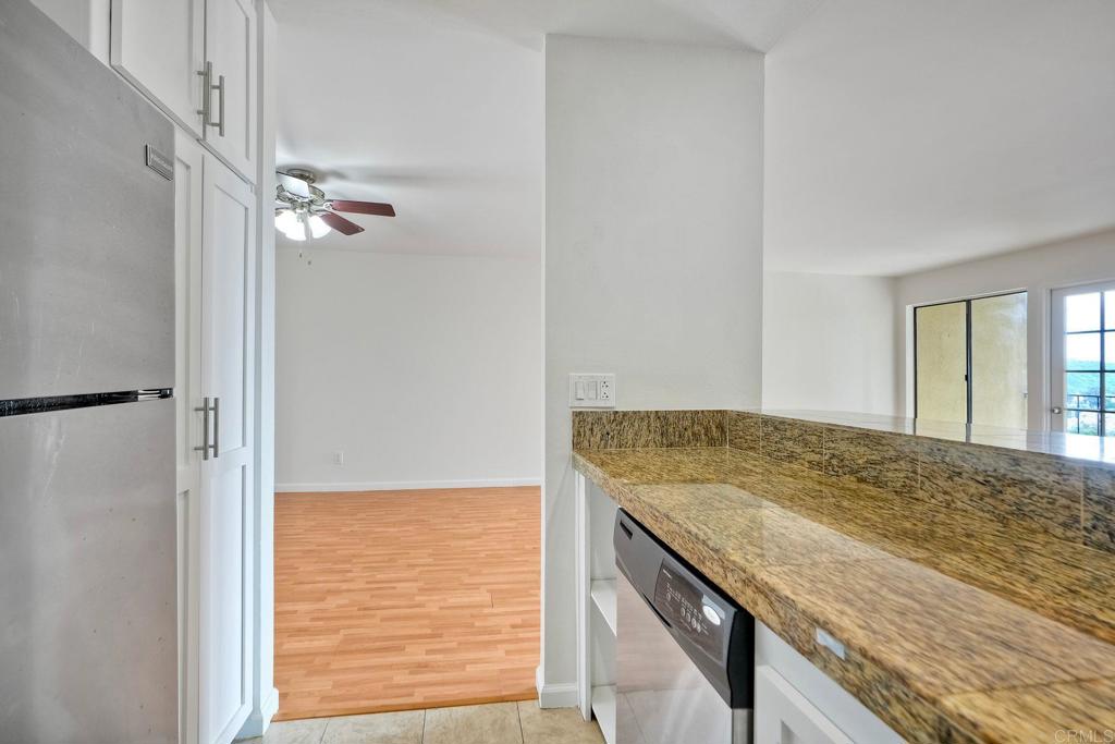 2251 Altisma Way 202