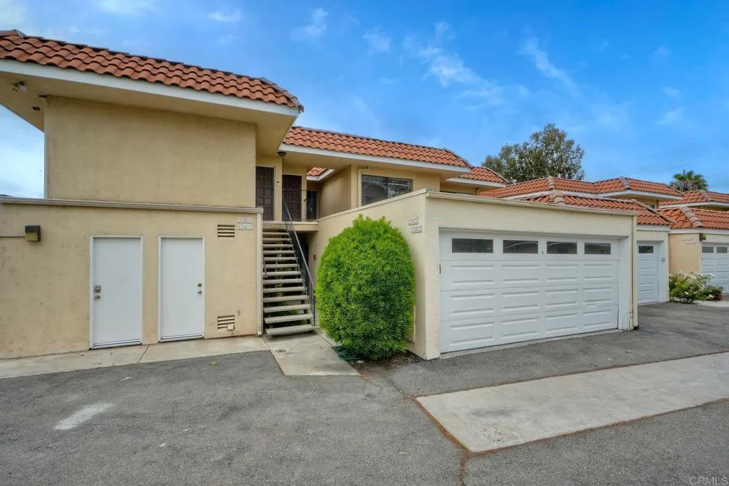 2251 Altisma Way Unit 202