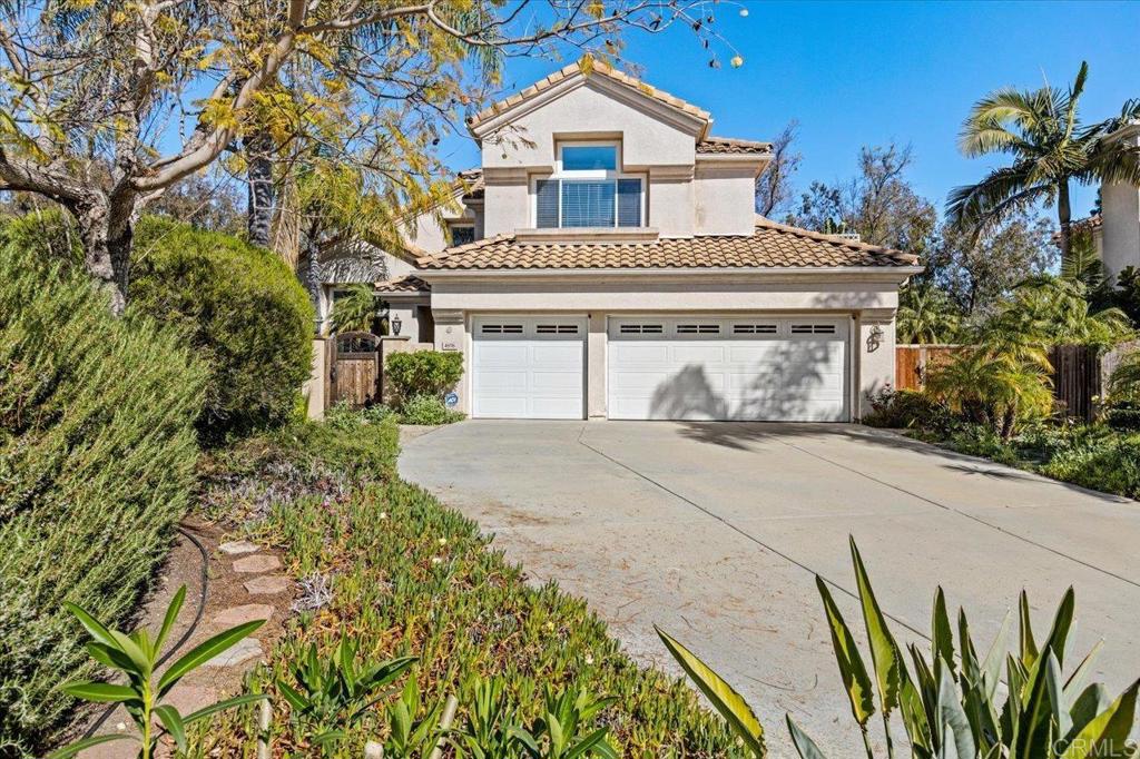 4976 Bella Collina Street