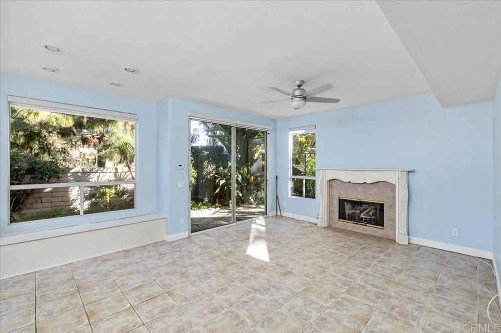 4976 Bella Collina Street