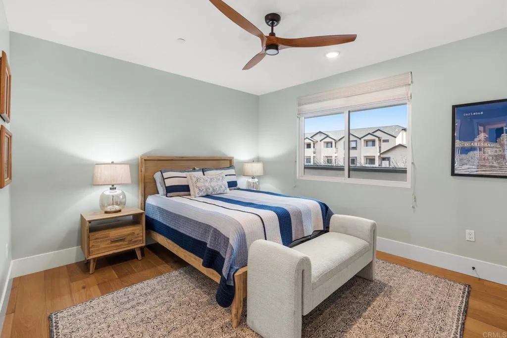 784 Grand Avenue