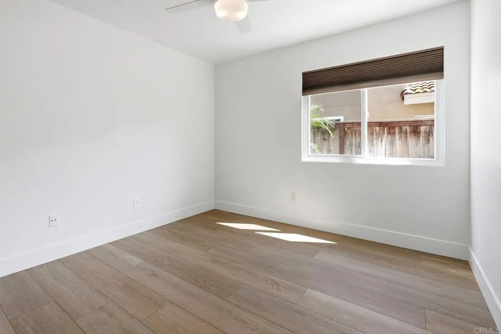 630 Poinsettia Park North