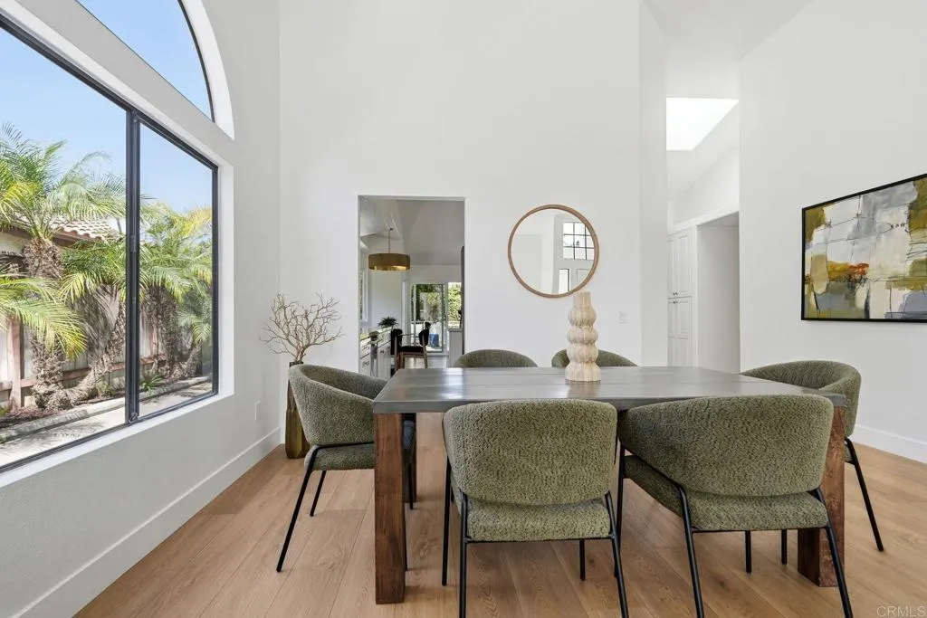 630 Poinsettia Park North