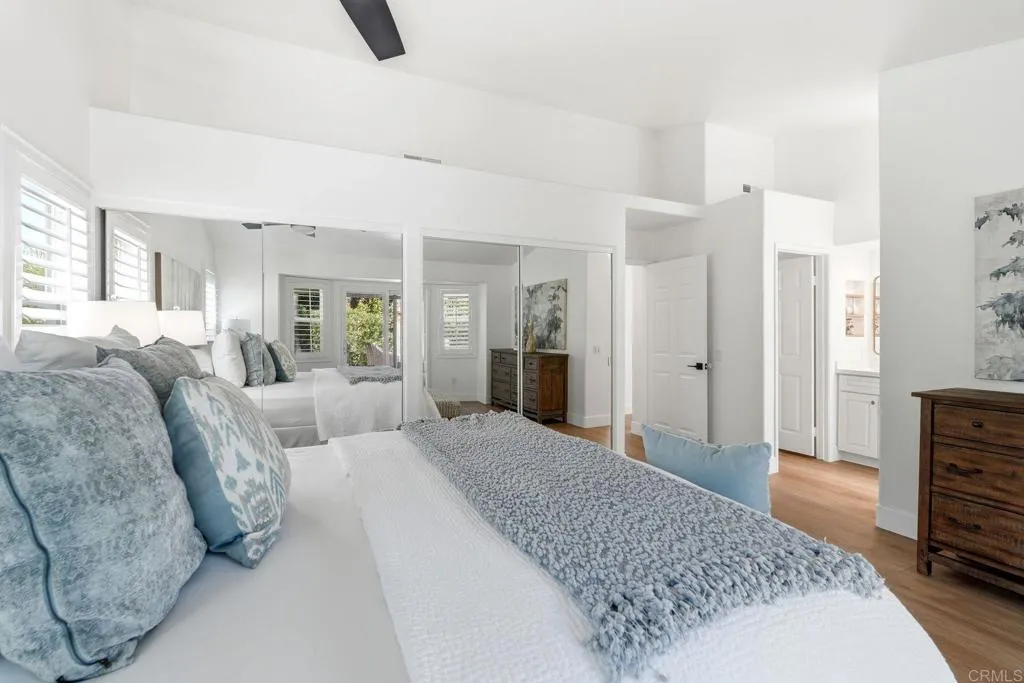 630 Poinsettia Park North