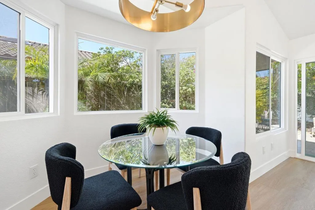 630 Poinsettia Park North