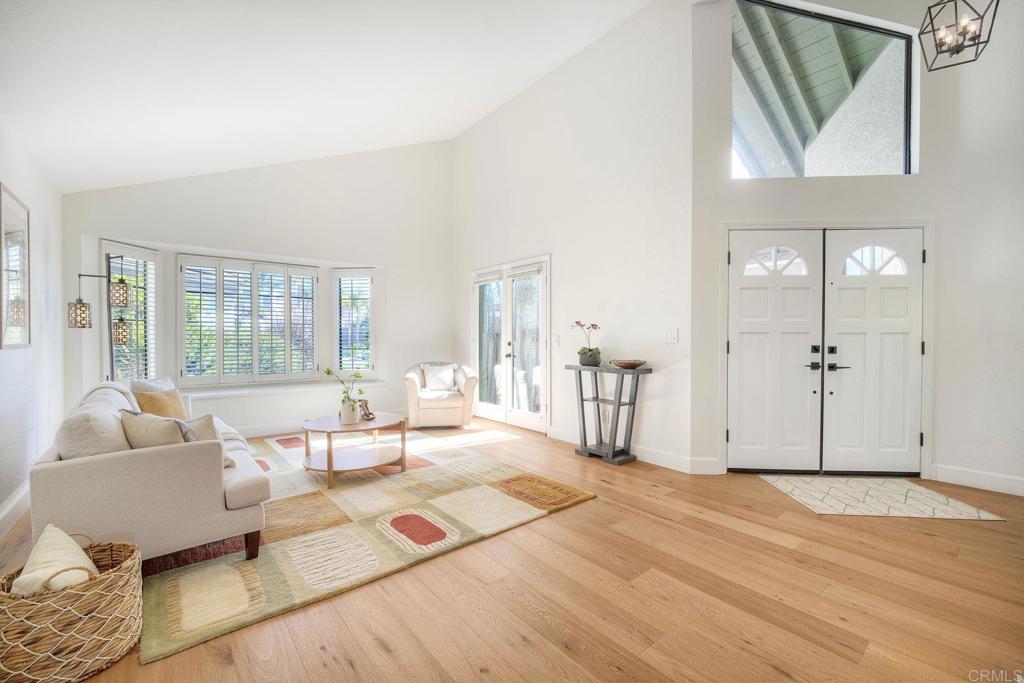 1011 Monterey Vista Way