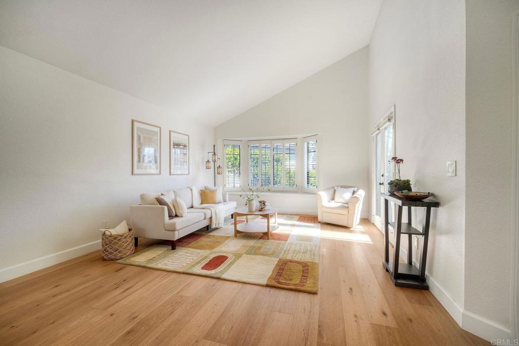 1011 Monterey Vista Way