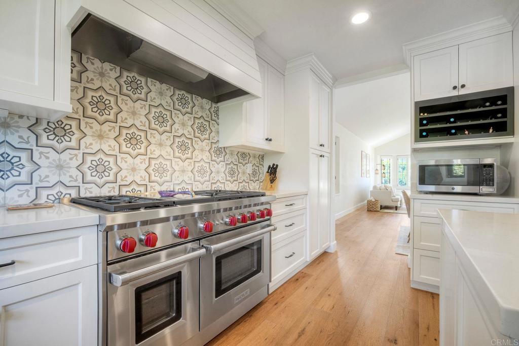 1011 Monterey Vista Way