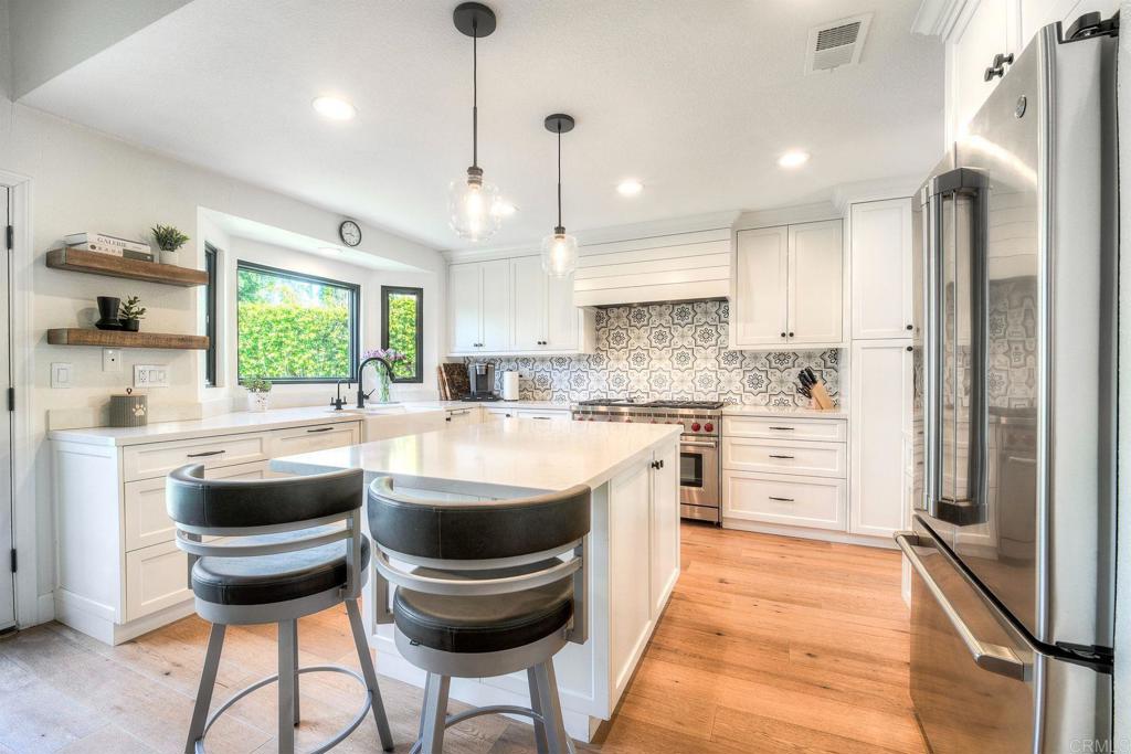 1011 Monterey Vista Way