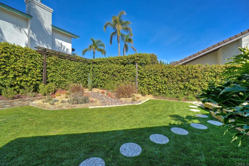 1011 Monterey Vista Way