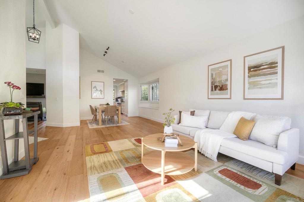 1011 Monterey Vista Way