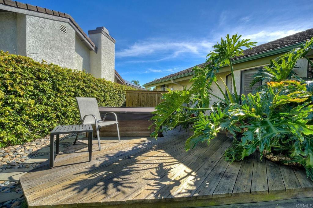 1011 Monterey Vista Way