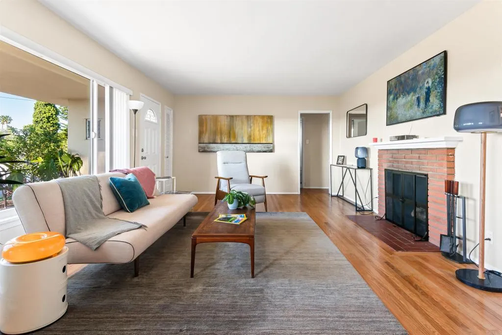 471 Palm Drive