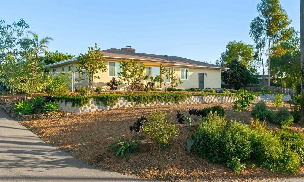 471 Palm Drive