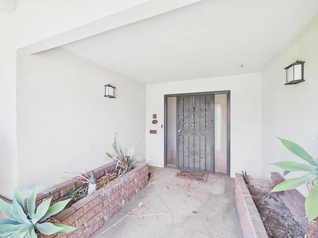 2222 Debco Drive