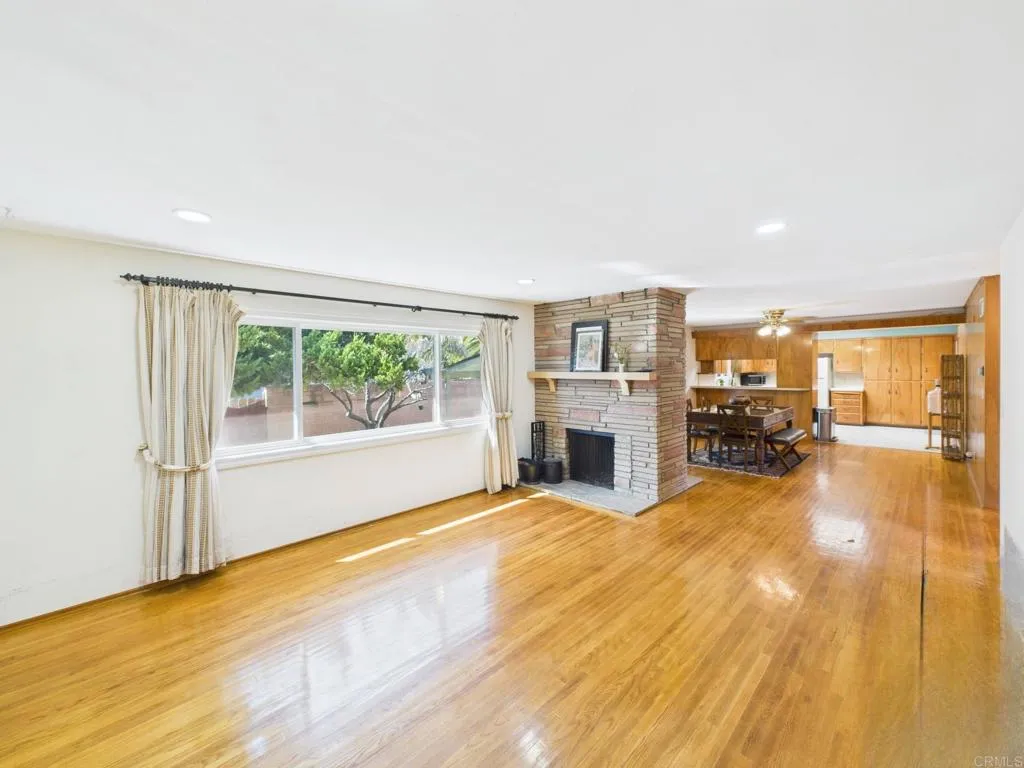 2222 Debco Drive