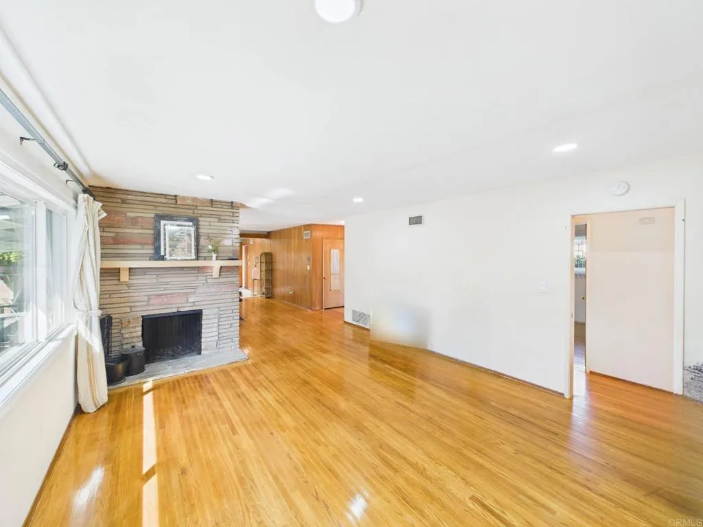 2222 Debco Drive