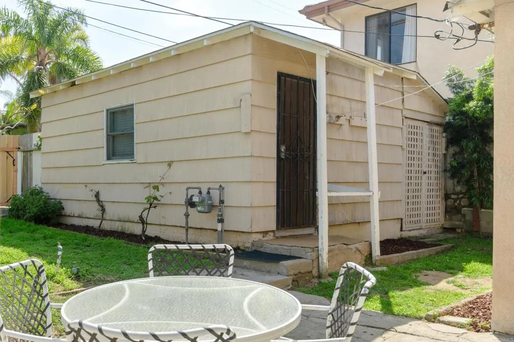 135 4th Street
