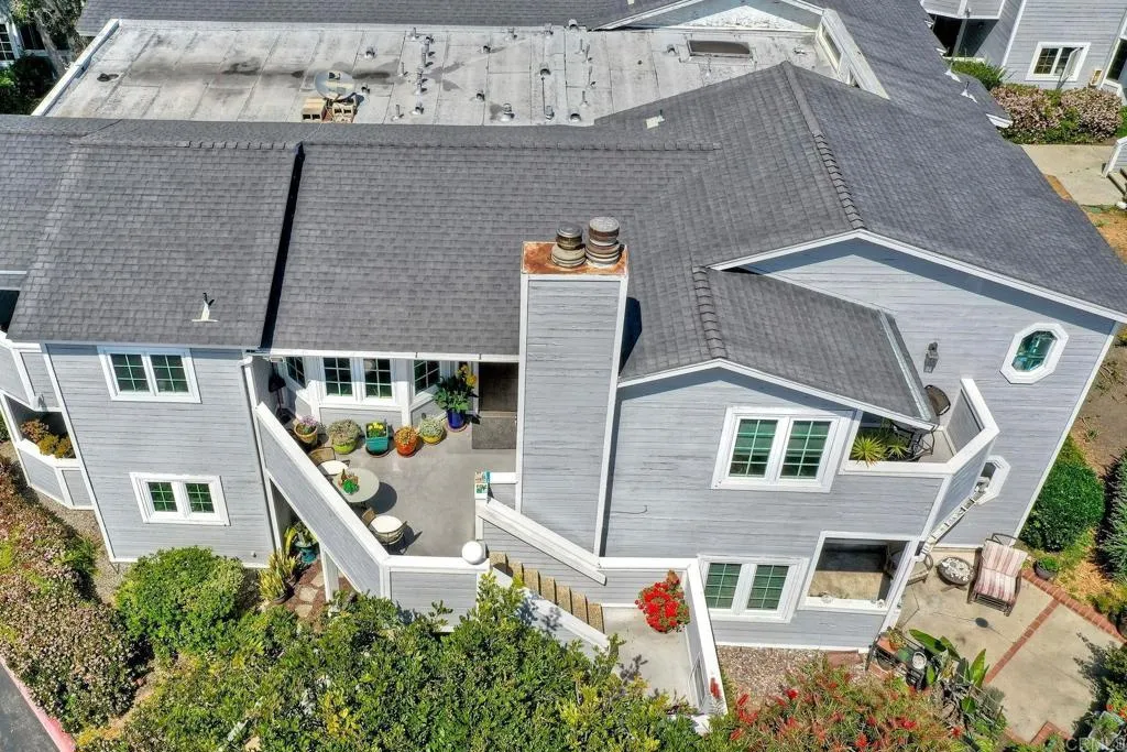 2132 S. Coast Hwy
