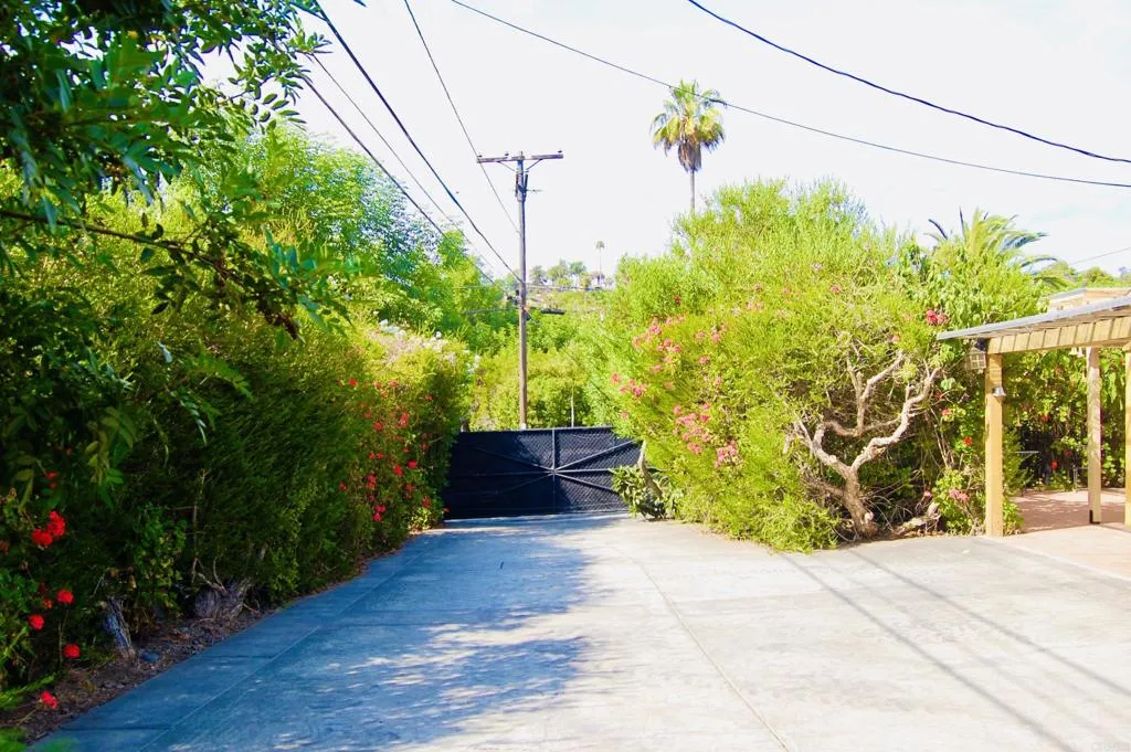 736 Mar Vista Drive