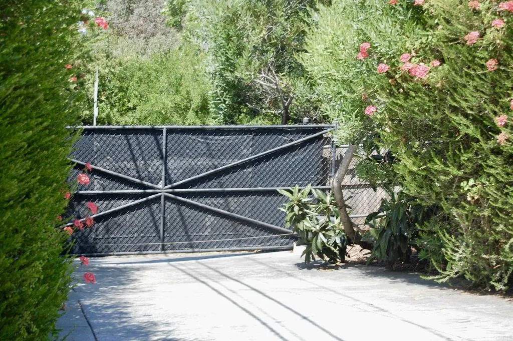 736 Mar Vista Drive