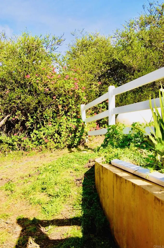 736 Mar Vista Drive