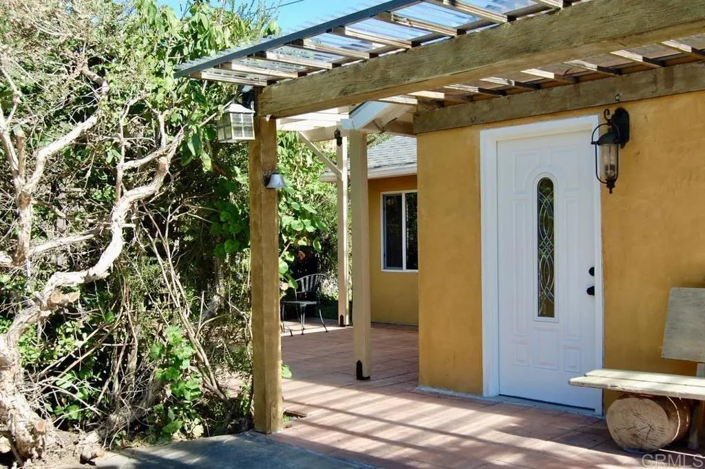 736 Mar Vista Drive