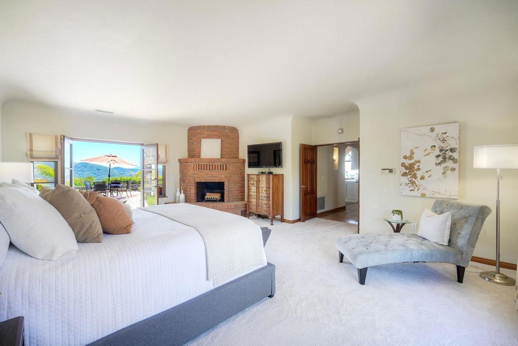 3040 Palm Hill Drive