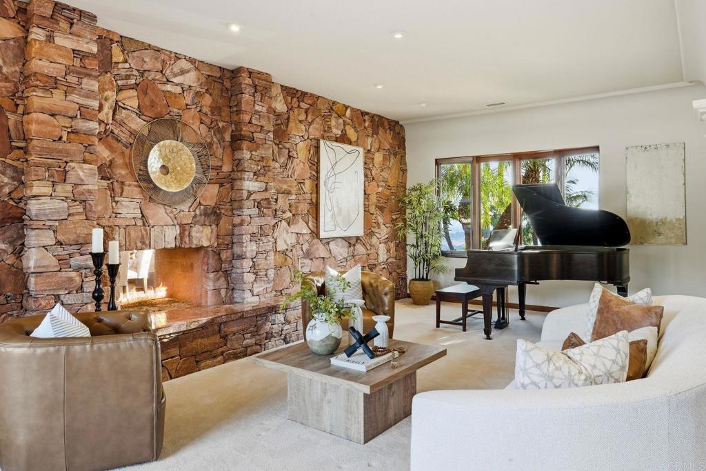 3040 Palm Hill Drive